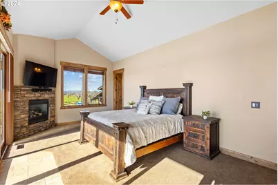 13501 SW Riggs Rd, Powell Butte, OR 97753 - Photo 30