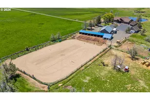 13501 SW Riggs Rd, Powell Butte, OR 97753 - Photo 2