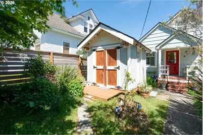 1374 Parker Pl, Astoria, OR 97103 - Photo 26