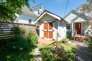 1374 Parker Pl, Astoria, OR 97103 - Photo 26