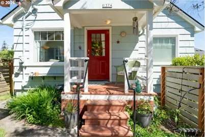 1374 Parker Pl, Astoria, OR 97103 - Photo 2