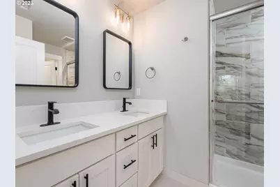 316 Sunday Dr, Creswell, OR 97426 - Photo 20