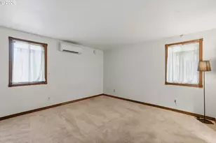 403 NE 134th Pl, Portland, OR 97230 - Photo 24