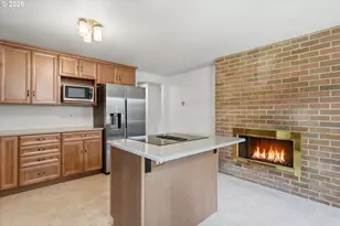 403 NE 134th Pl, Portland, OR 97230 - Photo 12
