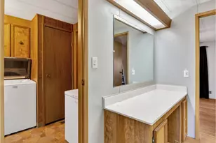 21100 NE Sandy Blvd, Fairview, OR 97024 - Photo 22