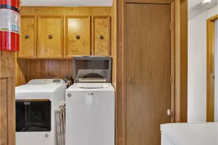 21100 NE Sandy Blvd, Fairview, OR 97024 - Photo 28