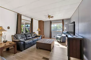 21100 NE Sandy Blvd, Fairview, OR 97024 - Photo 10