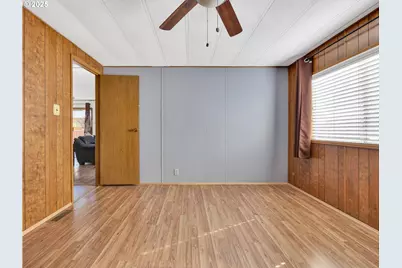 21100 NE Sandy Blvd #62, Fairview, OR 97024 - Photo 18