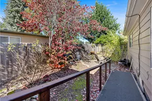 21100 NE Sandy Blvd, Fairview, OR 97024 - Photo 32