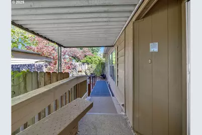 21100 NE Sandy Blvd #62, Fairview, OR 97024 - Photo 30
