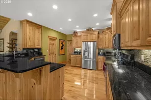 24600 E Bright Ave, Welches, OR 97067 - Photo 10