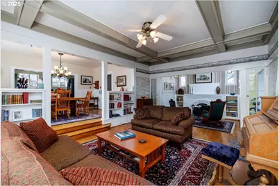 7006 S Virginia Ave, Portland, OR 97219 - Photo 10