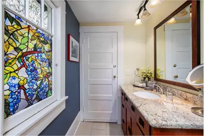 7006 S Virginia Ave, Portland, OR 97219 - Photo 24