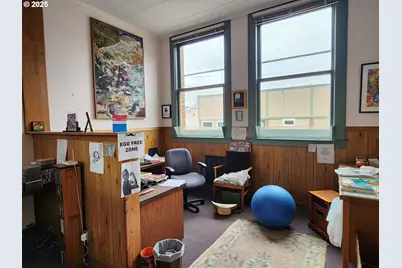 99 E 2nd St, Coquille, OR 97423 - Photo 22