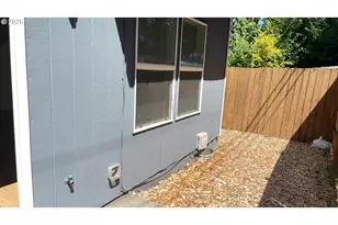 340 NW Connell Ave, Hillsboro, OR 97124 - Photo 42