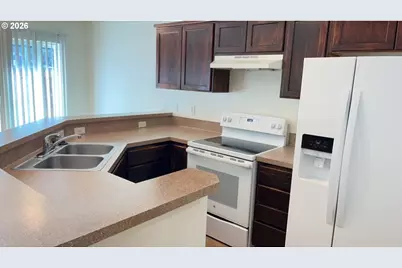 340 NW Connell Ave, Hillsboro, OR 97124 - Photo 24