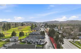 1830 NE Hogan Dr, Gresham, OR 97030 - Photo 24