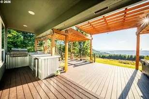 966 Lookout Rd, Castle Rock, WA 98611 - Photo 24