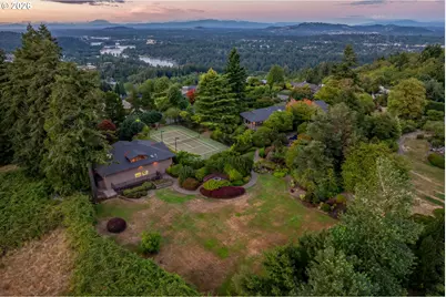 17849 Upper Cherry Ln, Lake Oswego, OR 97034 - Photo 2