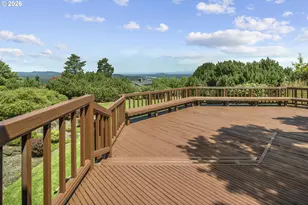 17849 Upper Cherry Ln, Lake Oswego, OR 97034 - Photo 38