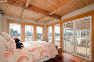 500 N Tomahawk Island Dr, Portland, OR 97217 - Photo 14