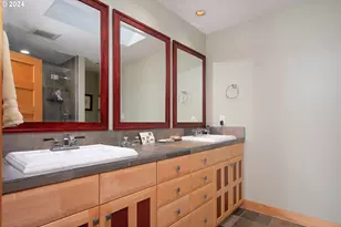 500 N Tomahawk Island Dr, Portland, OR 97217 - Photo 20