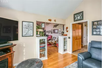 35364 Searls Ln, Astoria, OR 97103 - Photo 14