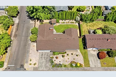 549 NW 19th St, McMinnville, OR 97128 - Photo 6