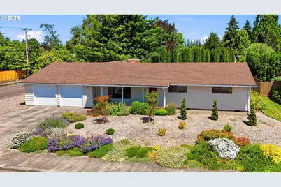 549 NW 19th St, McMinnville, OR 97128 - Photo 4