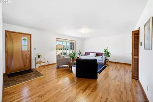 549 NW 19th St, McMinnville, OR 97128 - Photo 10