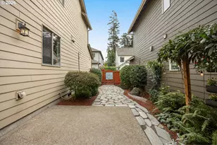 17102 SW 132nd Terrace, Portland, OR 97224 - Photo 6