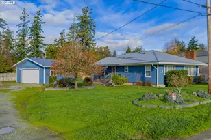 1713 Maple St, Myrtle Point, OR 97458 - Photo 4