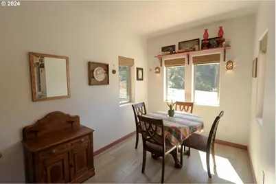 1310 Riverside Dr NE, Bandon, OR 97411 - Photo 18