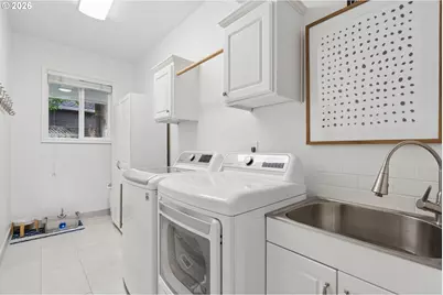 3722 NW Loriann Dr, Portland, OR 97229 - Photo 24