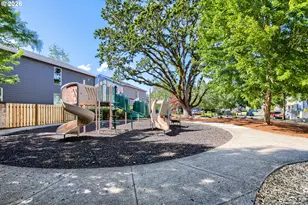 3667 SE Alexander St, Hillsboro, OR 97123 - Photo 30