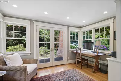 1803 S Riverdale Rd, Portland, OR 97219 - Photo 10