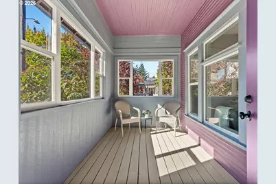 2433 N Emerson St, Portland, OR 97217 - Photo 6