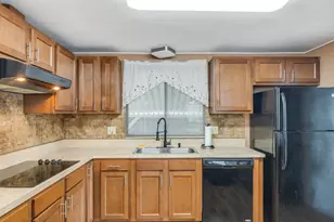 21100 NE Sandy Blvd, Fairview, OR 97024 - Photo 8