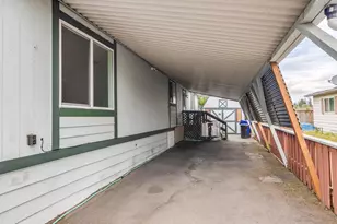 21100 NE Sandy Blvd, Fairview, OR 97024 - Photo 32