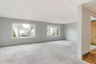 21100 NE Sandy Blvd, Fairview, OR 97024 - Photo 12