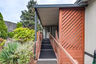 21100 NE Sandy Blvd, Fairview, OR 97024 - Photo 30