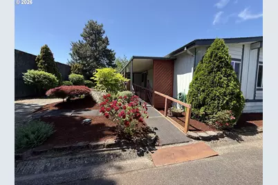 21100 NE Sandy Blvd #18, Fairview, OR 97024 - Photo 36