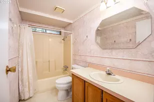 1601 Rhododendron Dr, Florence, OR 97439 - Photo 18