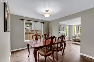 11541 SW Woodlee Heights Ct SW, Portland, OR 97219 - Photo 10