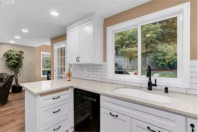 11541 SW Woodlee Heights Ct SW, Portland, OR 97219 - Photo 10