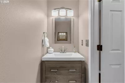 11541 SW Woodlee Heights Ct SW, Portland, OR 97219 - Photo 20