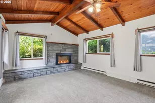 2832 NE Fremont Dr, Portland, OR 97220 - Photo 16