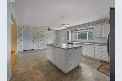 30444 SE Judd Rd, Eagle Creek, OR 97022 - Photo 16