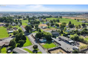 1897 NW 11th St, Hermiston, OR 97838 - Photo 30