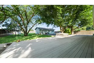 1897 NW 11th St, Hermiston, OR 97838 - Photo 20